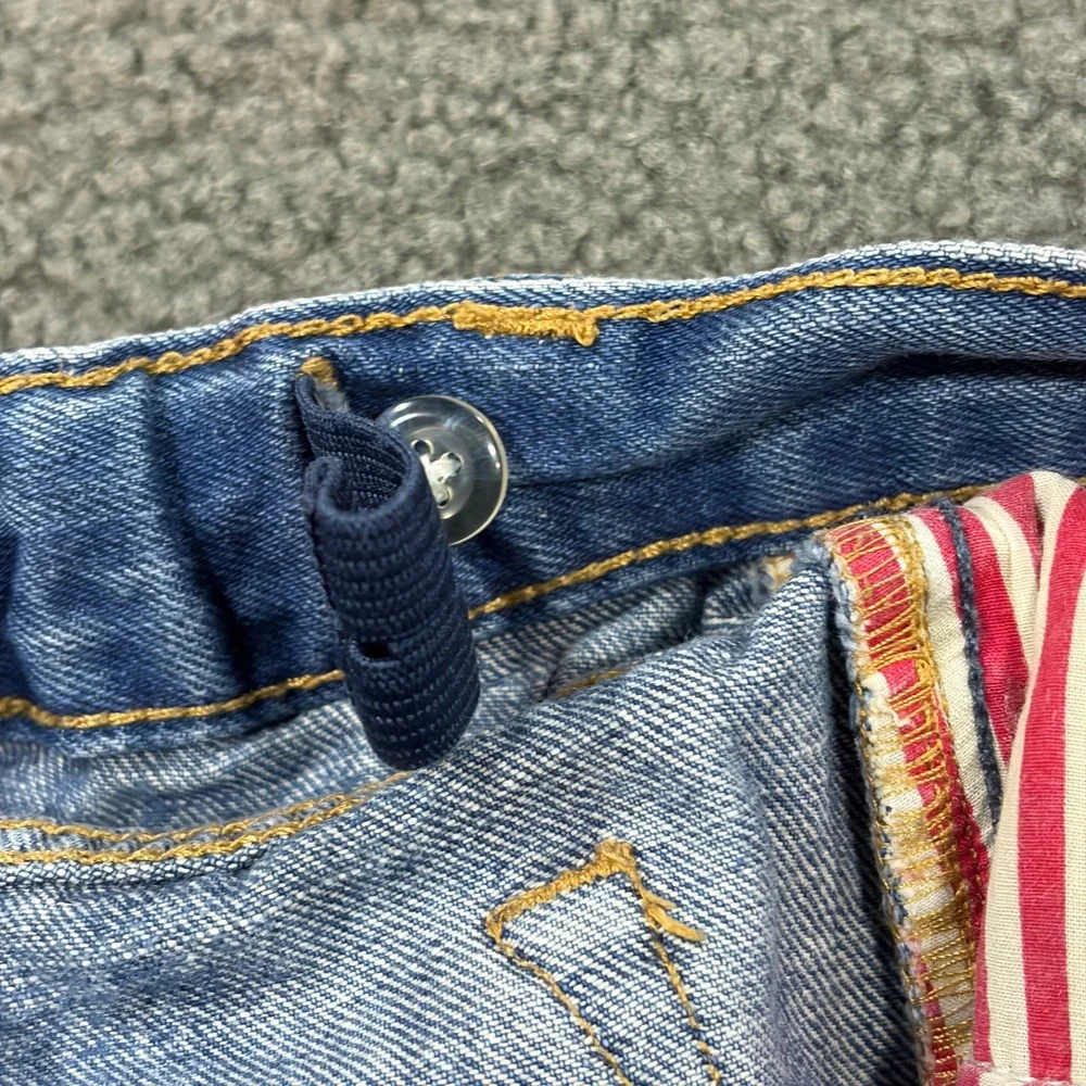 Old Navy ai distressed